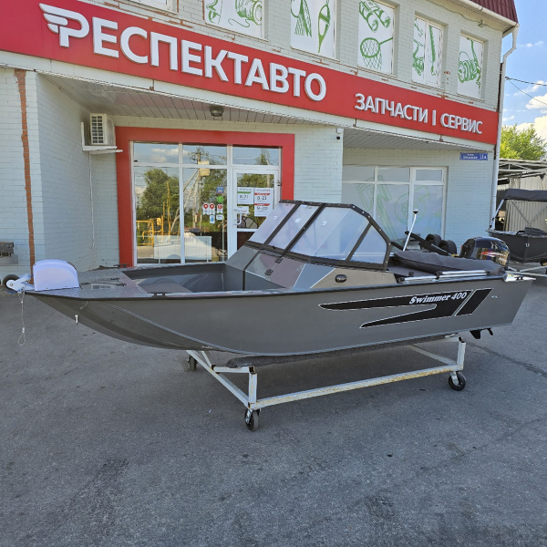 Лодка ПНД Swimmer 400Z с мотором.