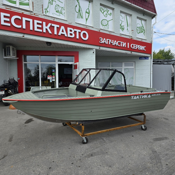Моторная лодка Тактика 430дс Comfort