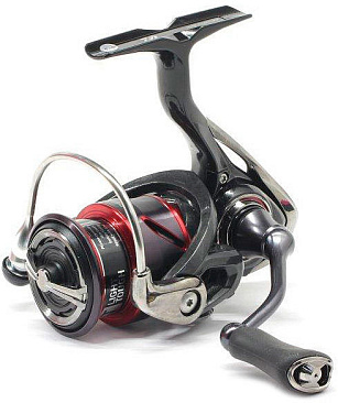 Катушка безынерционная Daiwa Fuego LT 20 2000 D Катушка безынерционная Daiwa Fuego LT 20 2000 D